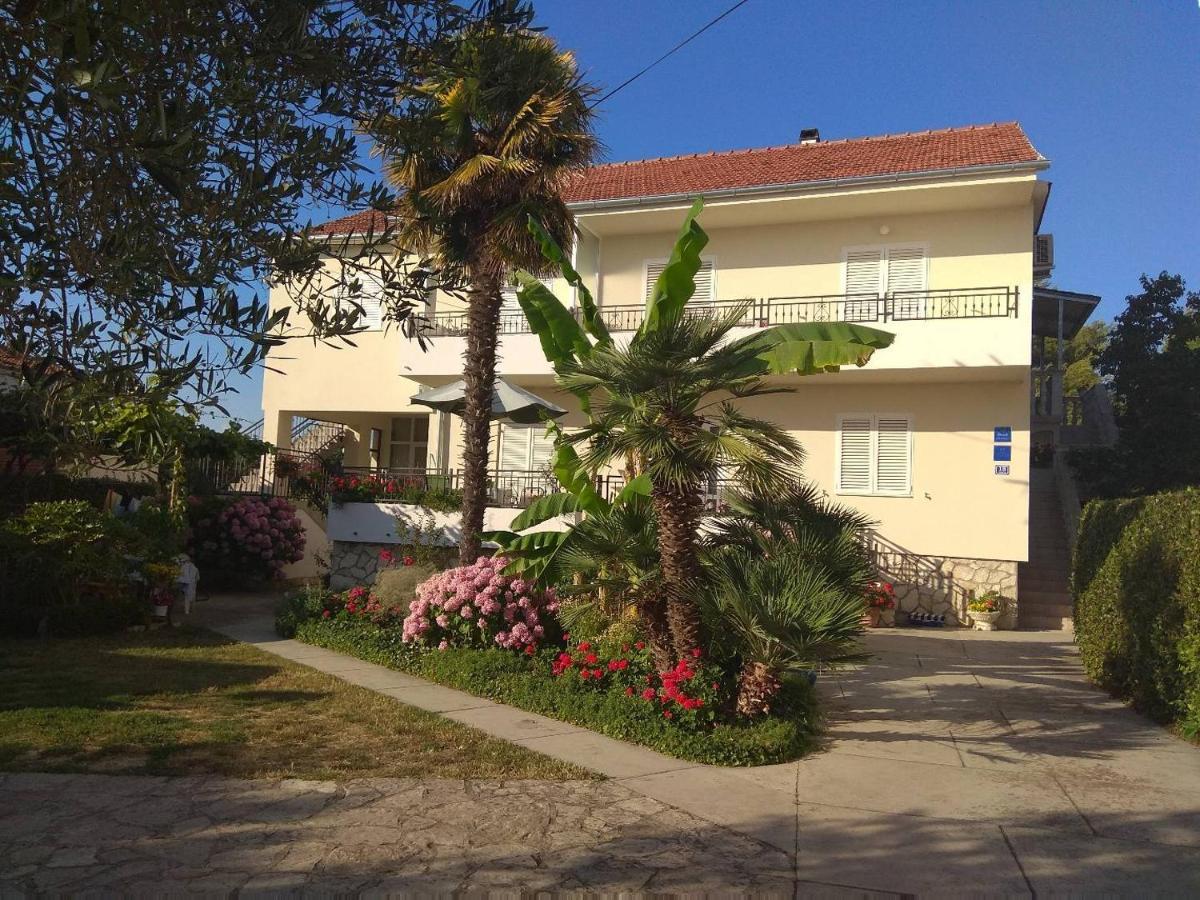 Studio Apartmani Krstina Sukošan المظهر الخارجي الصورة